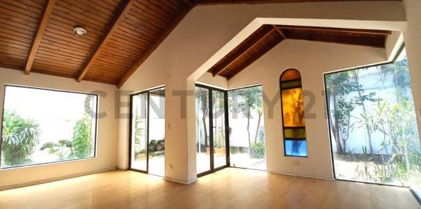 Santiago, Región Metropolitana de Santiago 00001, Chile