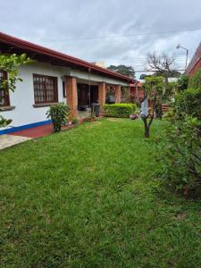 la trinidad, avenida central , San José Central, Alajuela 00001, Costa Rica