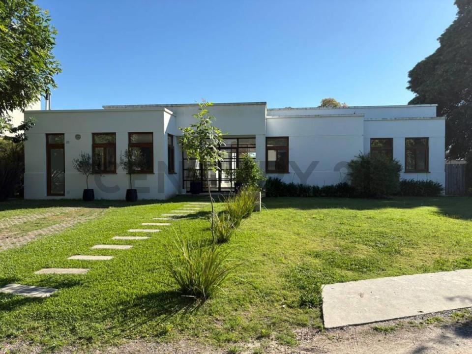 137 Entre 90 y 96 , La Plata, GBA Sur 00001, Argentina