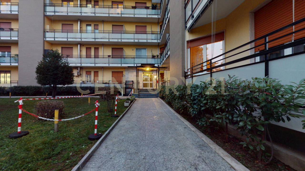 Via Paolo Goglio, Rho, Lombardia 20017, Itália