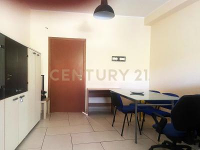 via dott. Antonino Ferlito, Aci Catena, Sicilia 95022, Ý