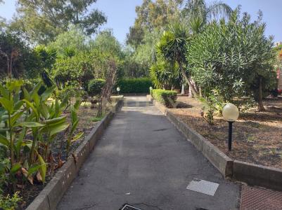 Santa Venerina, Sicilia 95010, Italia