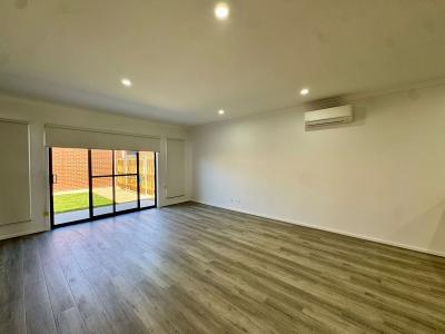 32 Jandakot Walk, Point Cook, VIC 3030, 澳洲