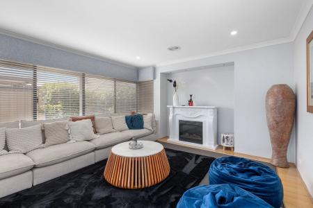 98 Dumbarton Road, Canning Vale, WA 6155, אוסטרליה