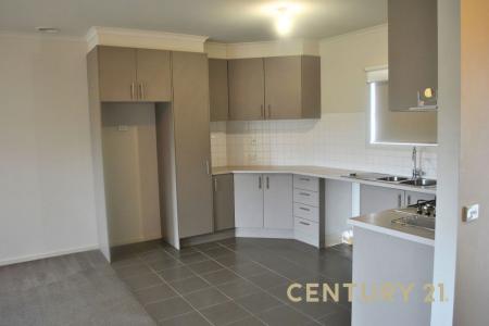 4/2 Rich Street, Noble Park, VIC 3174, Australia