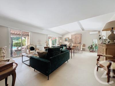 Mougins, Provence-Alpes-Côte D'Azur 06250, França