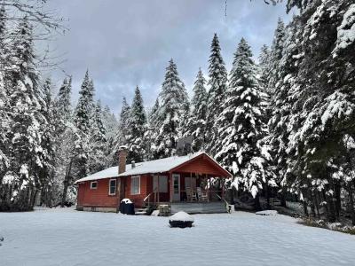 3563 East Branch Road, Averill, Vermont 05901, USA