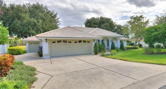 240 GOLF AIRE BOULEVARD, Winter Haven, Florida 33884