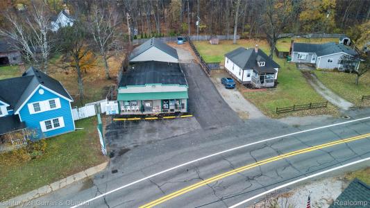 27996 Waltz Road, New Boston, 密歇根州 48164, 美国