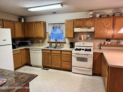 1145 Chickadee Drive, Pocono Summit, Pennsylvania 18346, Stati Uniti