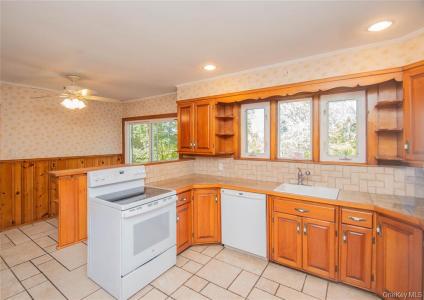 21 Cottam Hill Road, Wappingers Falls, New York 12590