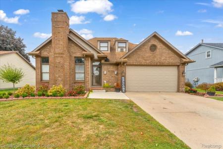 5056 Lisa Court, Trenton, Michigan 48183, USA