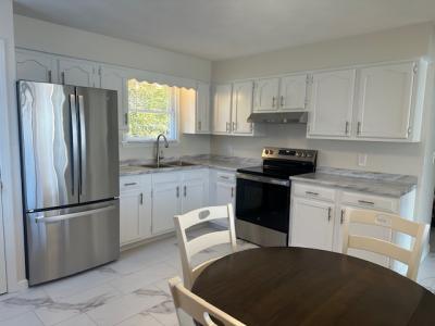 144-146 First Rangeway, Waterville, 메인 04901, 미국