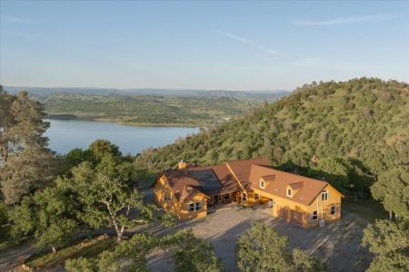 6399 Filly Lane, Angels Camp, 加利福尼亚州 95222, 美国