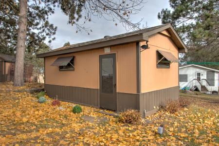 2250 Red Pine Drive Pine Village, Cambridge, 미네소타 55040, 미국