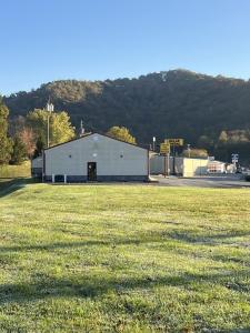 6499 KY-1428, Allen, كنتاكي 41601, الولايات المتحدة