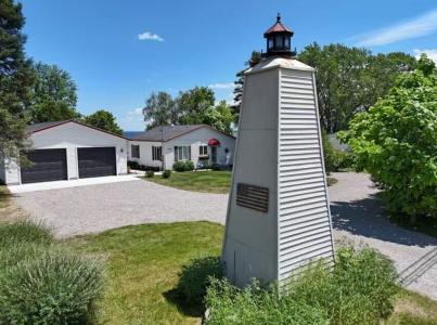 6120 W Houghton Lake Drive, Houghton Lake, Michigan 48629