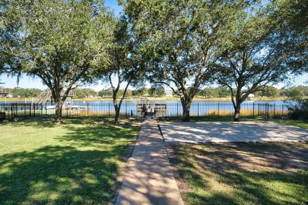 6418 County Road 659, Brazoria, 得克萨斯州 77422, 美国