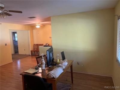 6676 E Kent Street, Inverness, 佛罗里达州 34452, 美国