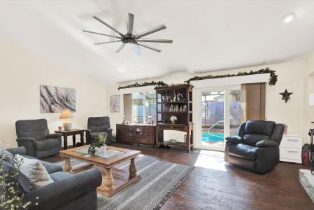 705 Brinton Ct, Brandon, 佛罗里达州 33511, 美国