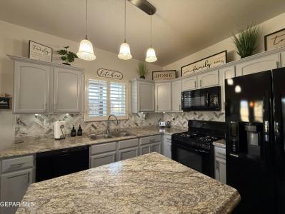 10843 Aaron Street, El Paso, Техас 79924, Соединенные Штаты