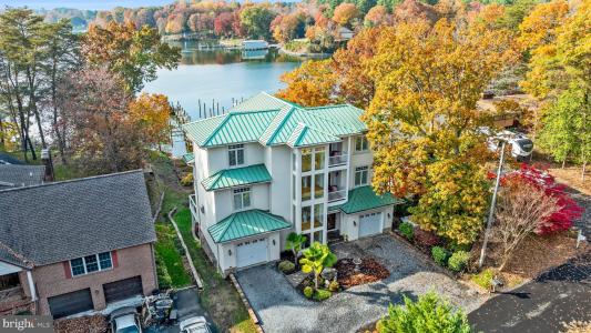 206 Harbor Drive, Lusby, מרילנד 20657, ארצות הברית של אמריקה 