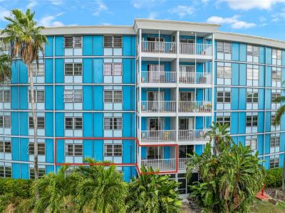 3315 58th Avenue S , 208, St Petersburg, Florida 33712, USA