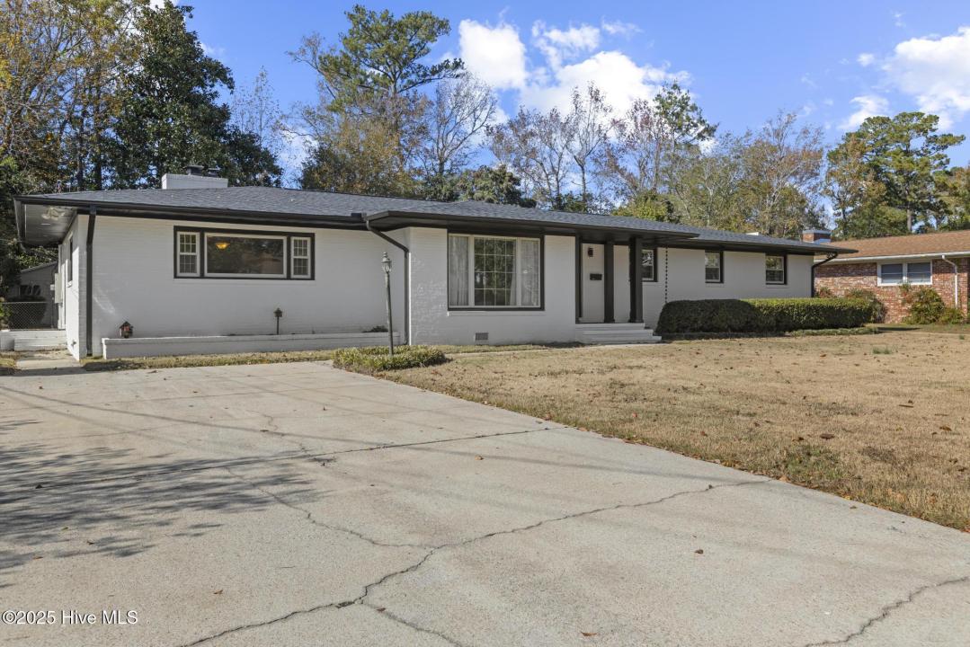 911 Vernon Drive, Jacksonville, North Carolina 28540