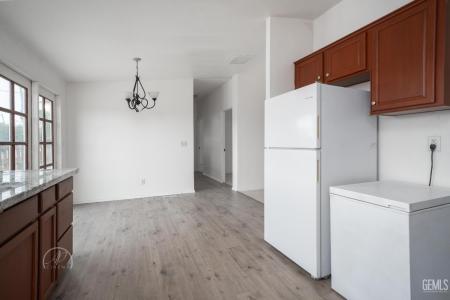 124 Roosevelt Place, Taft, Kaliforniya 93268, Amerika Birleşik Devletleri