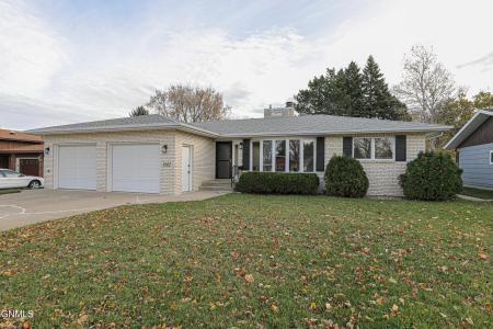 2107 N N 9 Street, Bismarck, ND 58501, USA