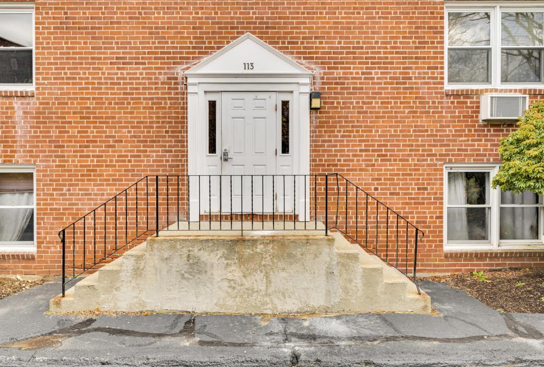 113 Niles Hill Road F, New London, Connecticut 06320, Estados Unidos