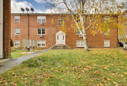 113 Niles Hill Road F, New London, Connecticut 06320, Estados Unidos