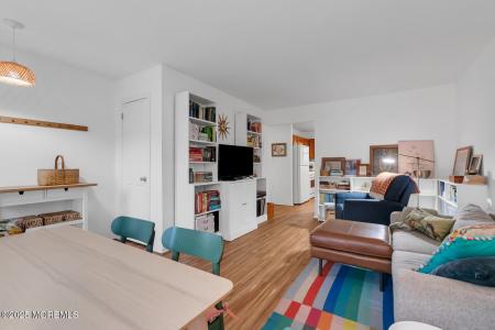 53 Farnworth Close, 可抵押的, 新泽西州 07728, 美国