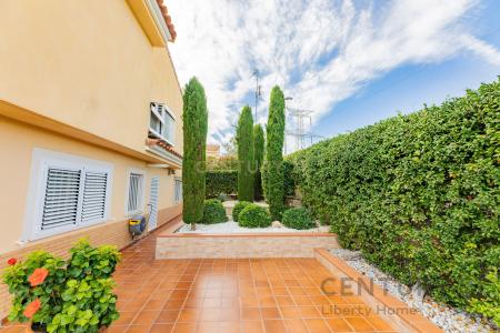 València/Valencia, Comunitat Valenciana 46530, Spain