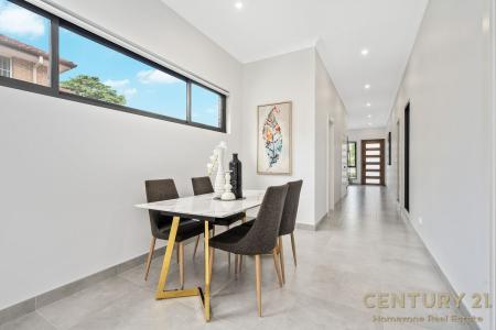 1/18 Forrest Road, East Hills, NSW 2213, Australia