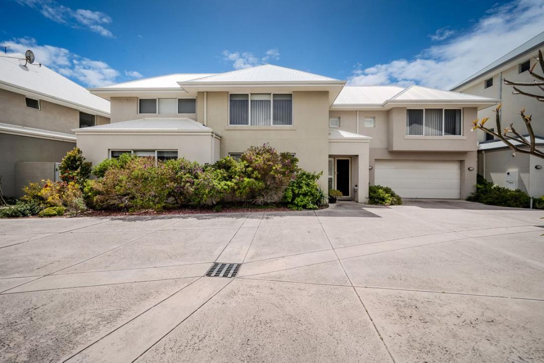 2/12 Catalina Place, Quinns Rocks, WA 6030, Australien