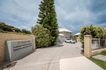 2/12 Catalina Place, Quinns Rocks, WA 6030, Australien