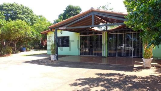 La Roca Bordados , Areguá, Central 00001, Paraguay