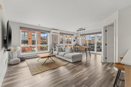 3780  Rue Médard-Émard, Longueuil (Saint-Hubert), Quebec J3Y 0W3, Canadá