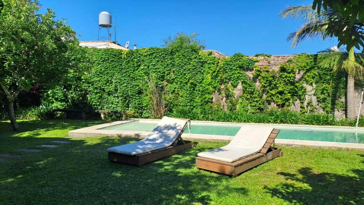 Los Aromos 315, Granadero Baigorria, Santa Fe 2000, Argentine