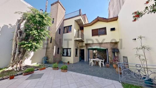 Quito 4200, Almagro, Capital Federal 1212, Argentina