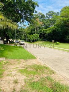 CONDOMINIO LA HACIENDA DEL URUBO MZA. 24 L. 7 , Urubo, Santa Cruz 00001, Bolivia