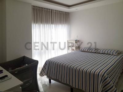 zona equipetrol 3er anillo interno frente al hotel los tajibos , Equipetrol, Santa Cruz 0000, Bolivien