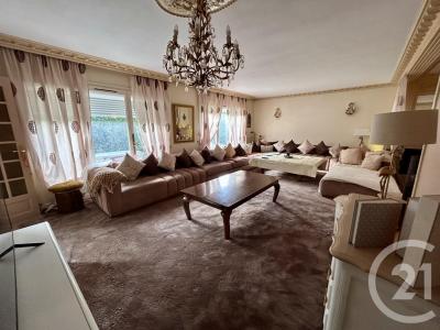 Joue Les Tours, סאנטר 37300, צרפת 