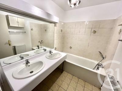 Bussy St Georges, Ilha De França 77600, França