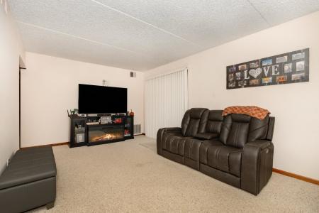 1472 N Rock Run Drive , 1B, Crest Hill, Illinois 60403, Estados Unidos