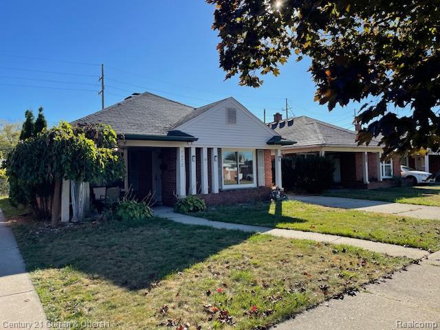 7272 Nightingale Street, Dearborn Heights, Мичиган 48127, Соединенные Штаты