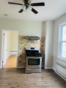 176 SHAW ST, APT 2, Garfield, 新泽西州 07026, 美国