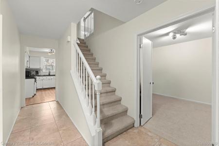 37829 Stableview Drive, Farmington, Michigan 48335