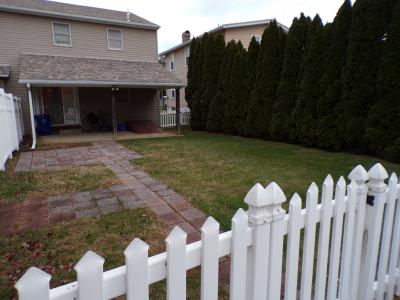 1402 Margaret St, Laureldale, Pennsylvania 19605, USA